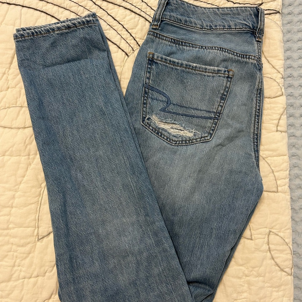 American Eagle Tomgirl Jeans